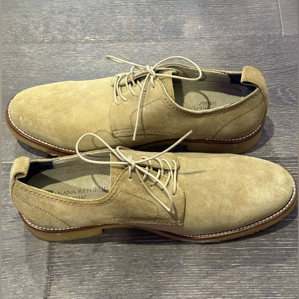 Banana Republic Shoes Size 10